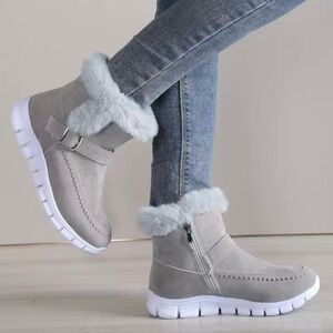 SHEIN Light Gray Fur-Trimmed Winter Boots